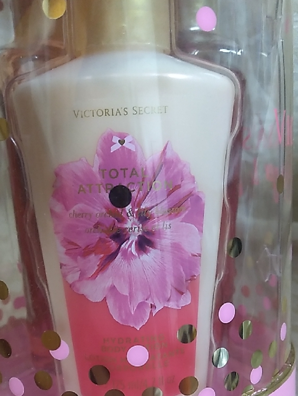 Vintage Victoria Secret Total Attraction Gift Set - Picture 4 of 5